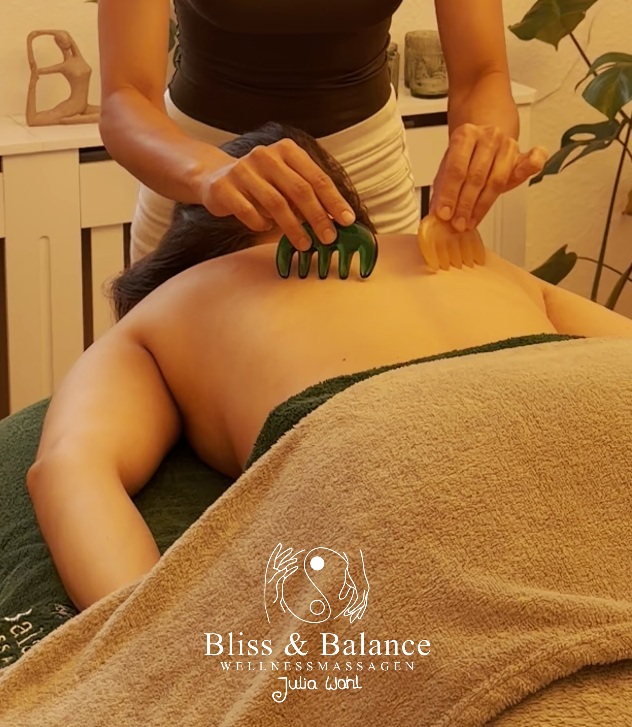 Die Energetische Streichmassage bei Bliss & Balance in Murrhardt & Umgebung ( Sulzbach, Oppenweiler, Gaildorf, Kaisersbach, Winnenden , Oberrot, Althütte & Fichtenberg ) bei Bliss & Balance Julia Wahl
Kraulmassage
